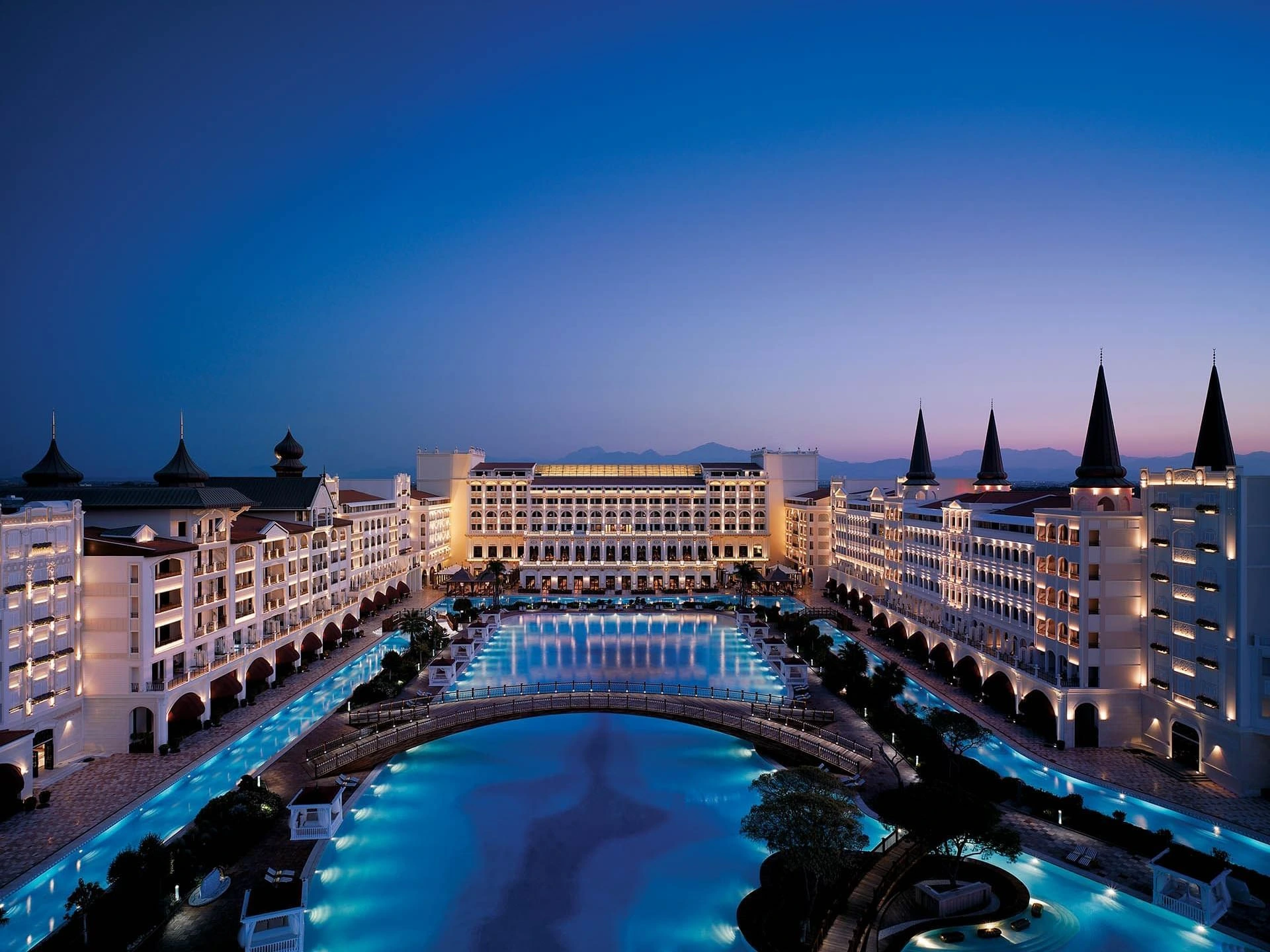 Titanic Mardan Palace - صورة مميزة