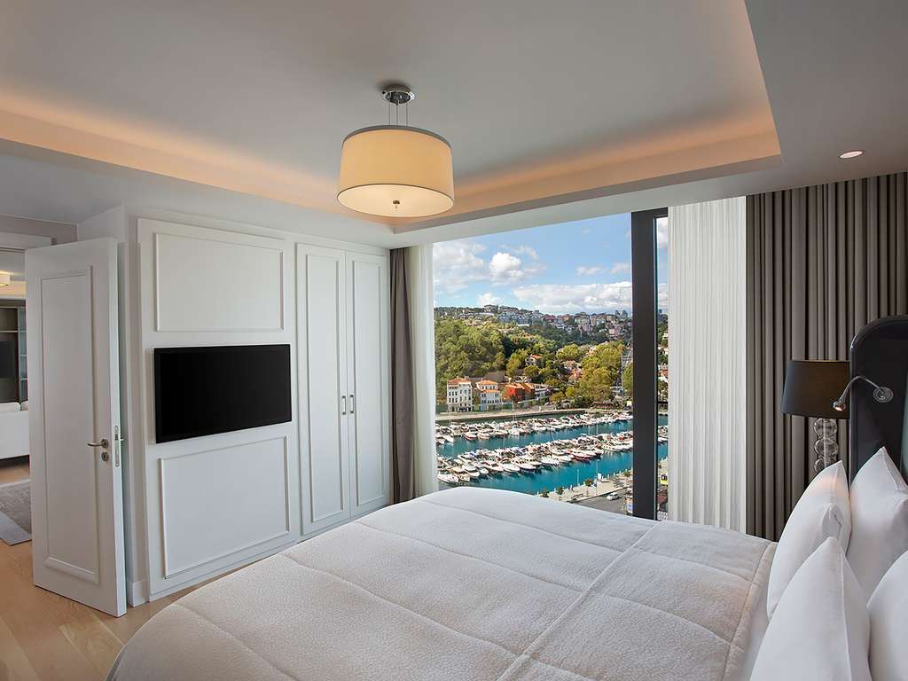 One Bedroom Marina View Residence
