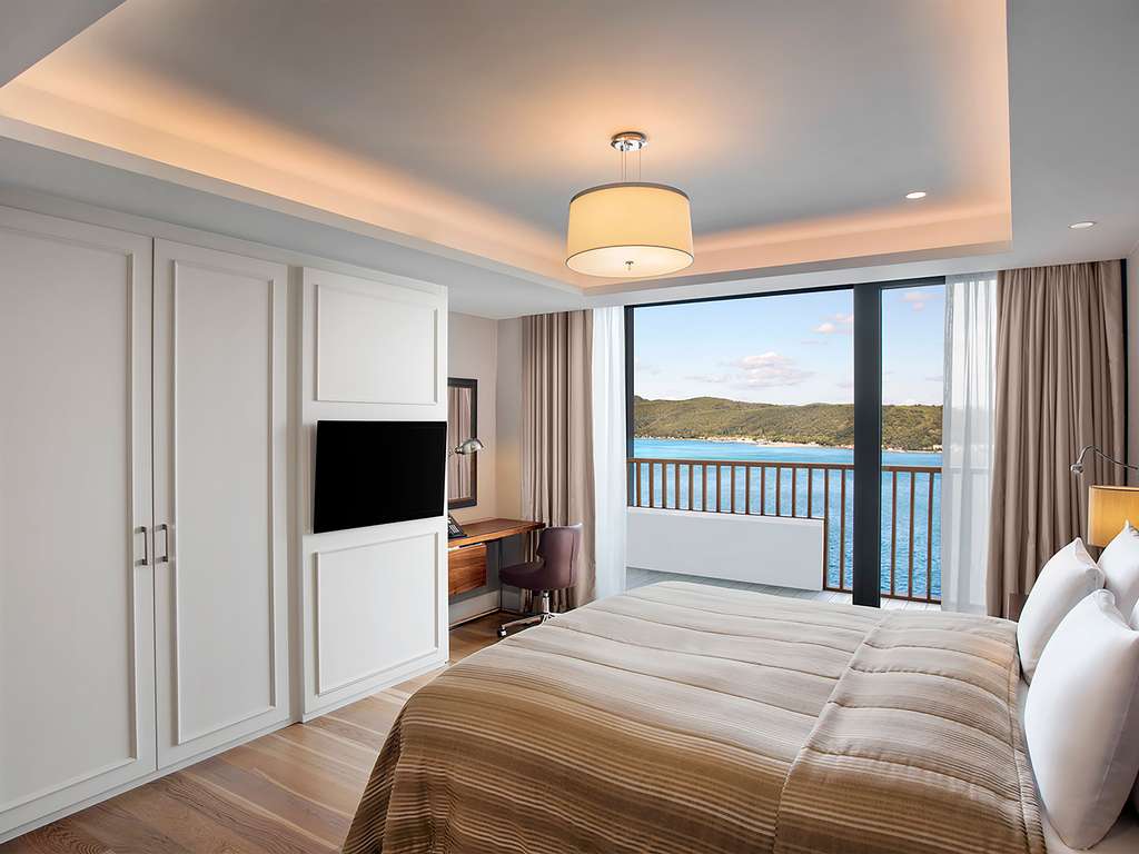One Bedroom Bosphorus View Residence